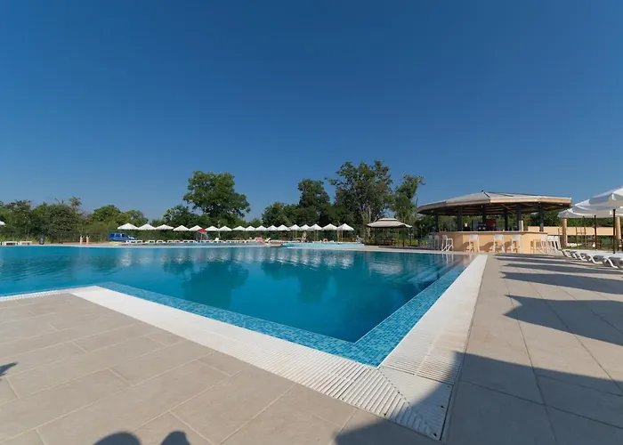 Hotel Sunrise River 3*