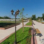 Sunrise River Hotel