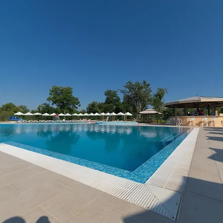 Hotel Sunrise River 3*