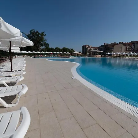 Sunrise River Hotel Acheloj