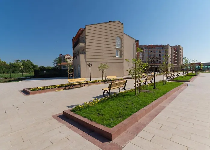 Sunrise River 3* Acheloj